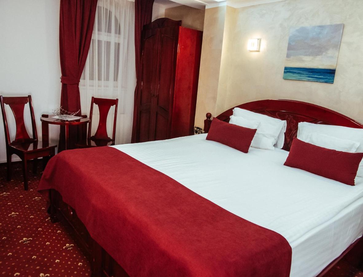 Hotel Restaurant Rustic Alexandria Esterno foto
